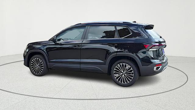 new 2026 Volkswagen Taos car, priced at $31,704