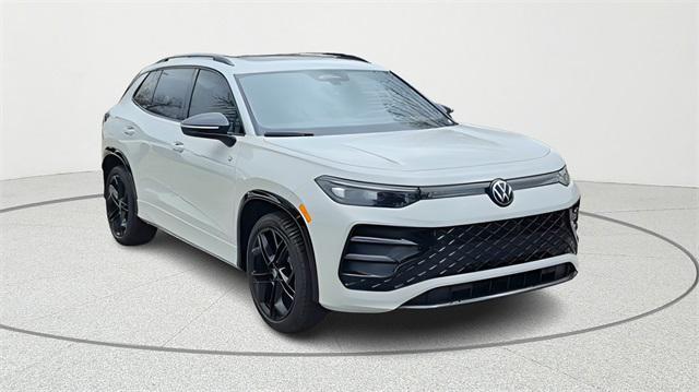 new 2026 Volkswagen Tiguan car, priced at $37,403