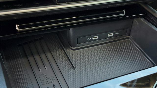 new 2026 Volkswagen Atlas car, priced at $43,783