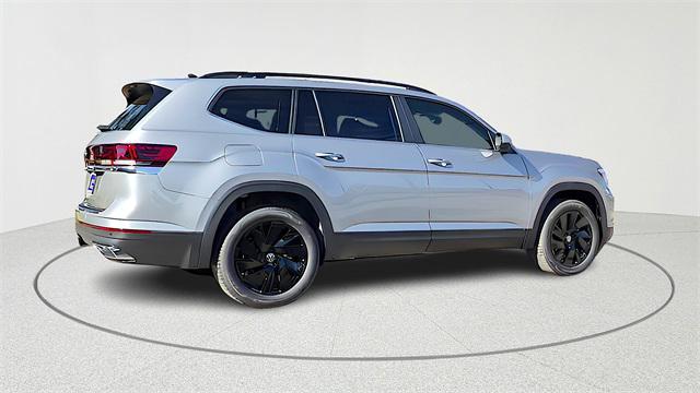 new 2026 Volkswagen Atlas car, priced at $43,783