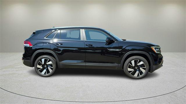 new 2026 Volkswagen Atlas Cross Sport car, priced at $42,267