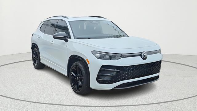 new 2026 Volkswagen Tiguan car, priced at $35,602