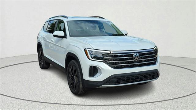 new 2026 Volkswagen Atlas car, priced at $43,622