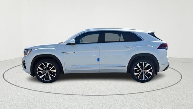 new 2026 Volkswagen Atlas Cross Sport car, priced at $52,197
