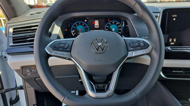 new 2026 Volkswagen Atlas Cross Sport car, priced at $52,197