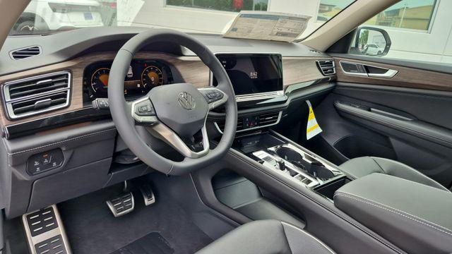 new 2026 Volkswagen Atlas car, priced at $52,880