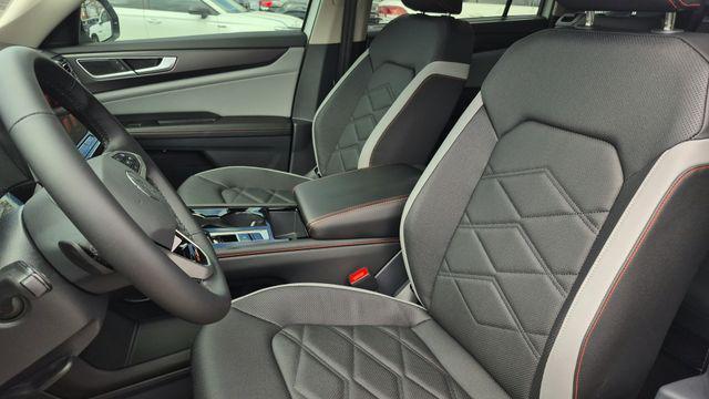 new 2026 Volkswagen Atlas car, priced at $48,862