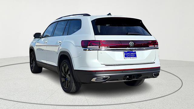 new 2026 Volkswagen Atlas car, priced at $44,220