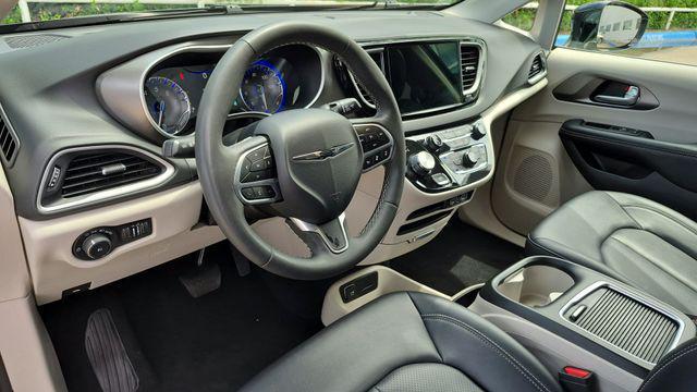used 2024 Chrysler Pacifica car, priced at $26,257