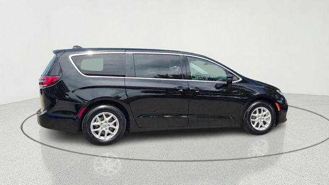 used 2024 Chrysler Pacifica car, priced at $26,257