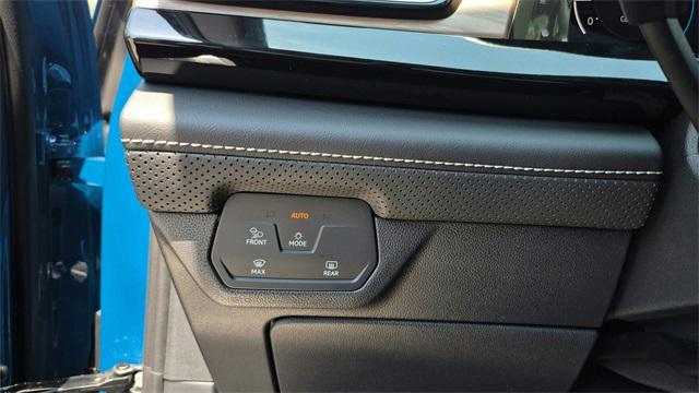 new 2026 Volkswagen Atlas car, priced at $42,153