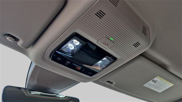 new 2026 Volkswagen Atlas car, priced at $42,153