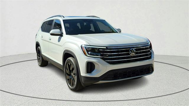 new 2026 Volkswagen Atlas car, priced at $43,622