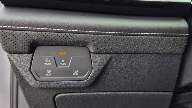 new 2026 Volkswagen Atlas car, priced at $44,045