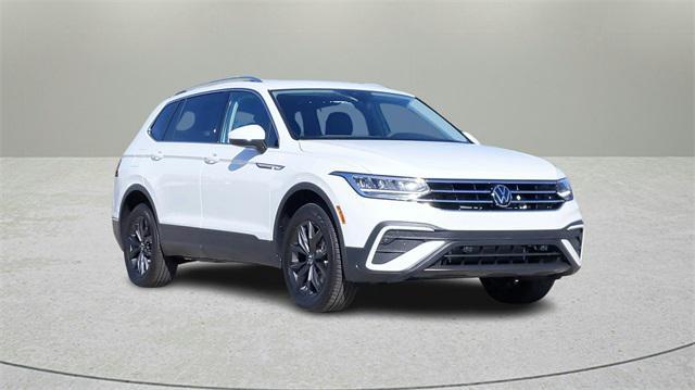 new 2024 Volkswagen Tiguan car, priced at $32,150