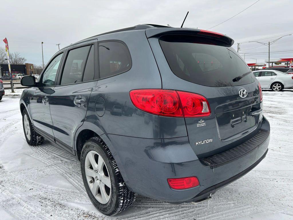 used 2009 Hyundai Santa Fe car, priced at $7,998