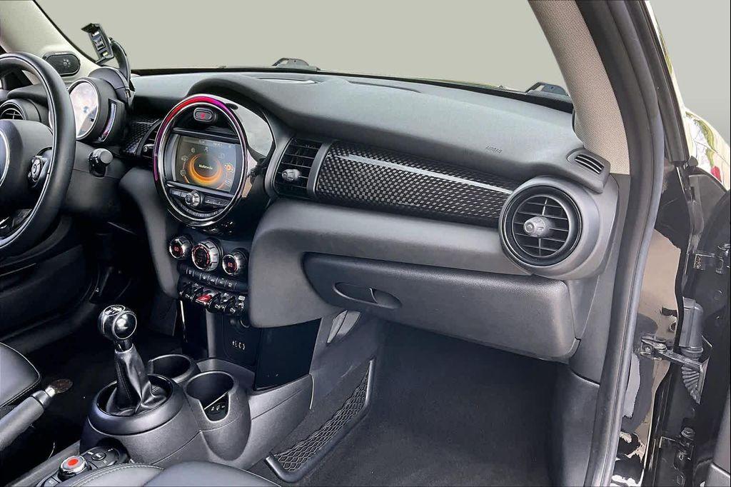 used 2018 MINI Hardtop car, priced at $17,213
