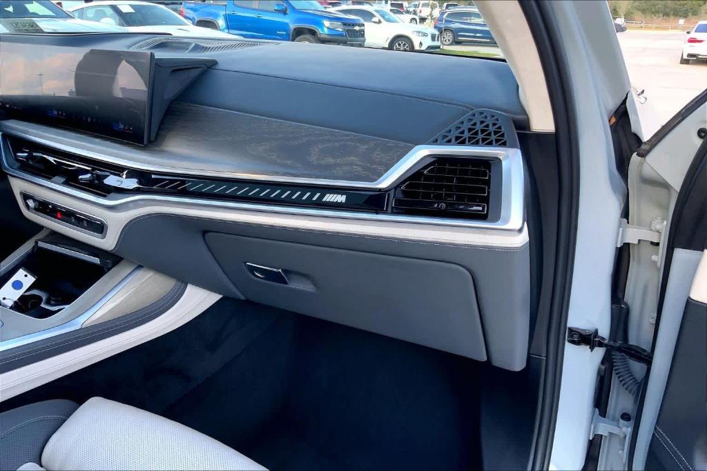 used 2024 BMW X7 car, priced at $79,900