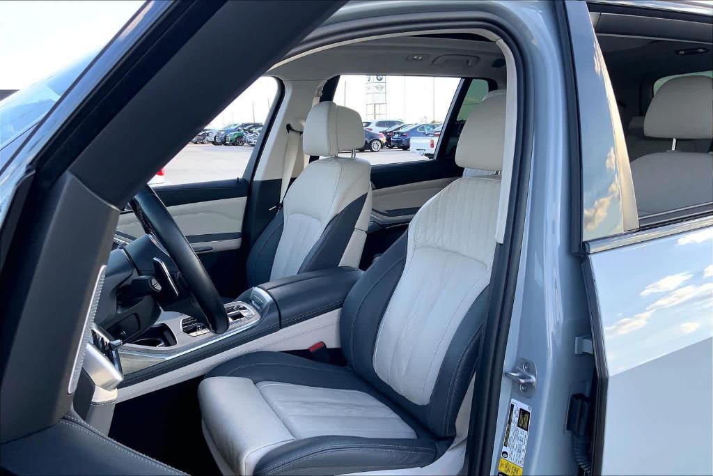 used 2024 BMW X7 car, priced at $79,900