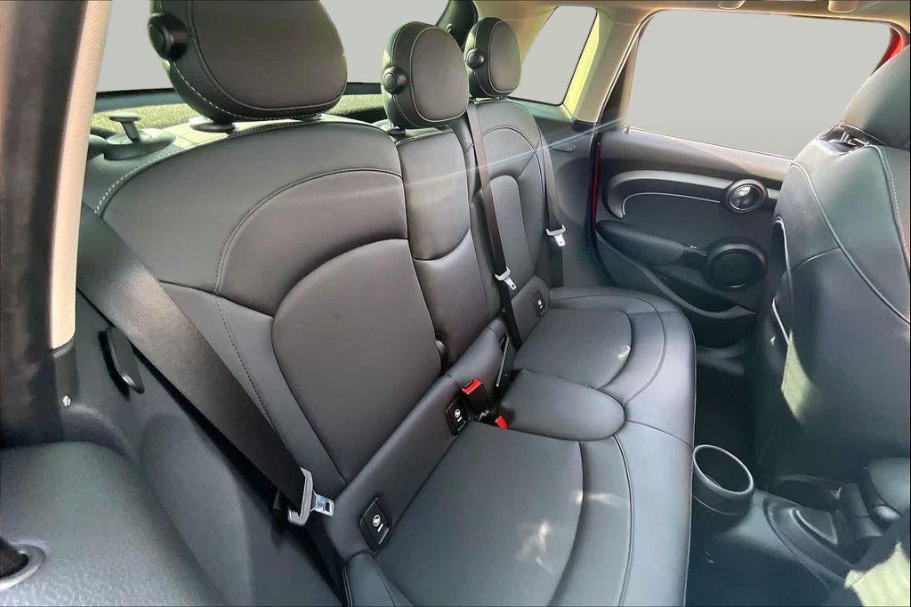 used 2024 MINI Hardtop car, priced at $27,213