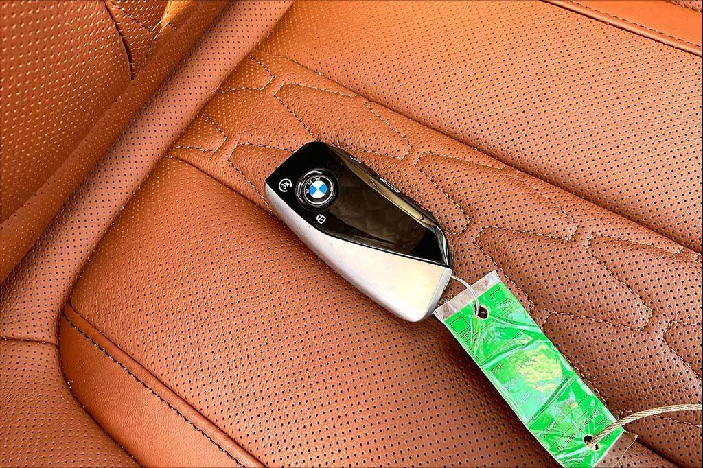 used 2026 BMW X7 car, priced at $86,083