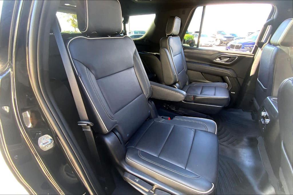 used 2022 GMC Yukon car, priced at $43,988