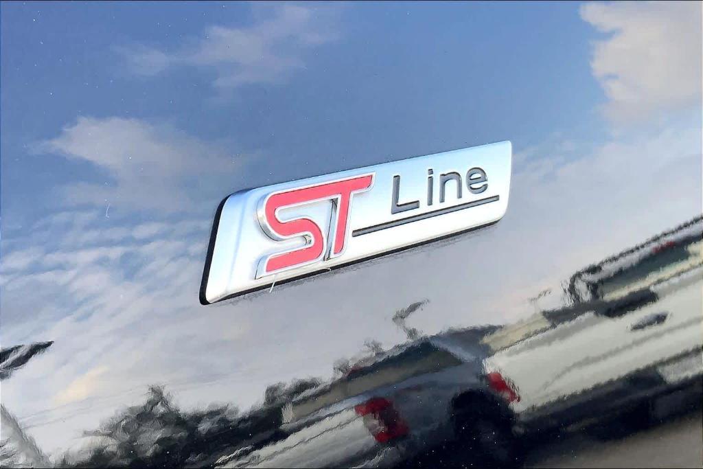 used 2024 Ford Escape car, priced at $22,700