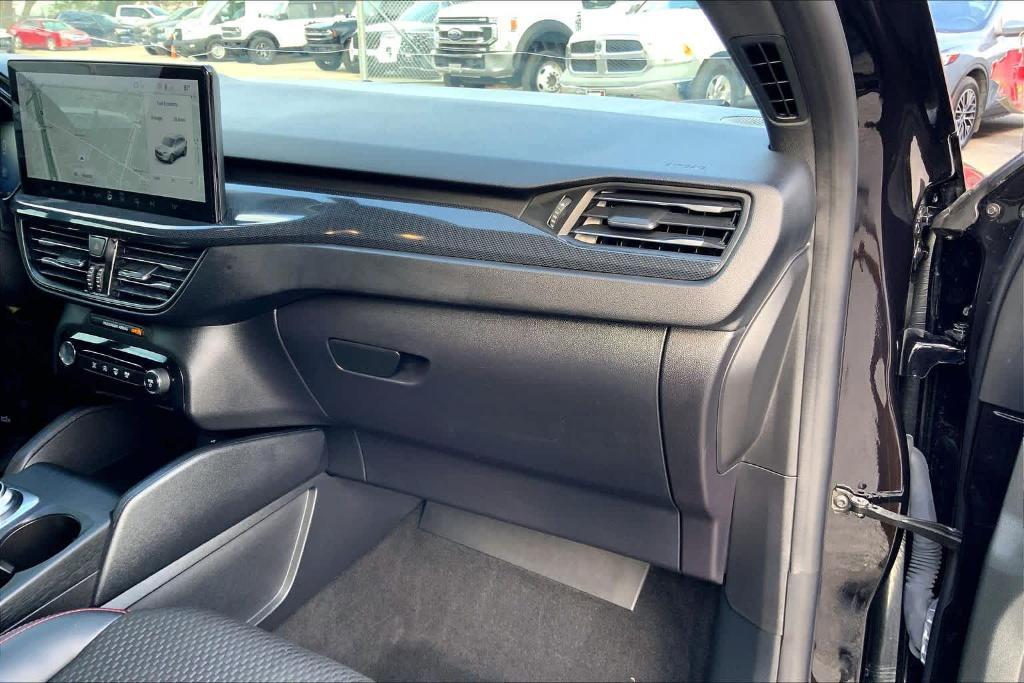 used 2024 Ford Escape car, priced at $22,700