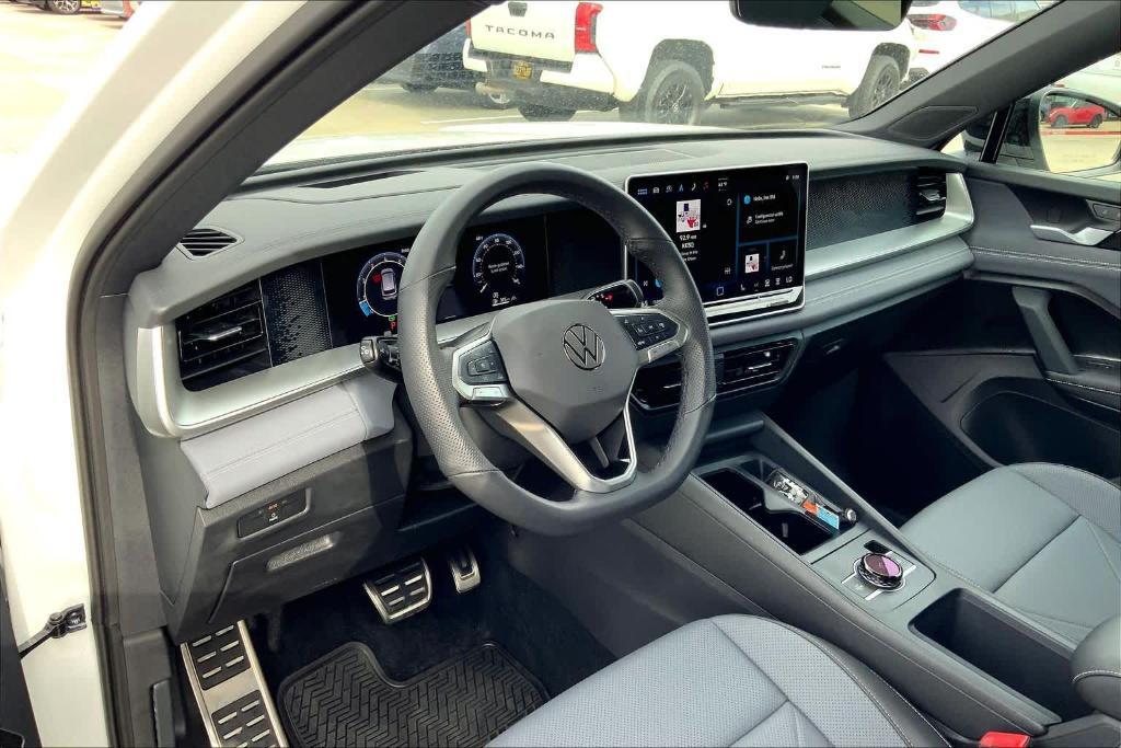 used 2025 Volkswagen Tiguan car, priced at $33,988