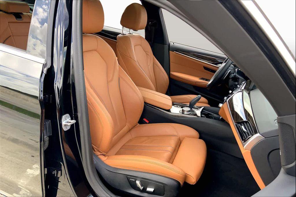 used 2023 BMW 530 car, priced at $34,224