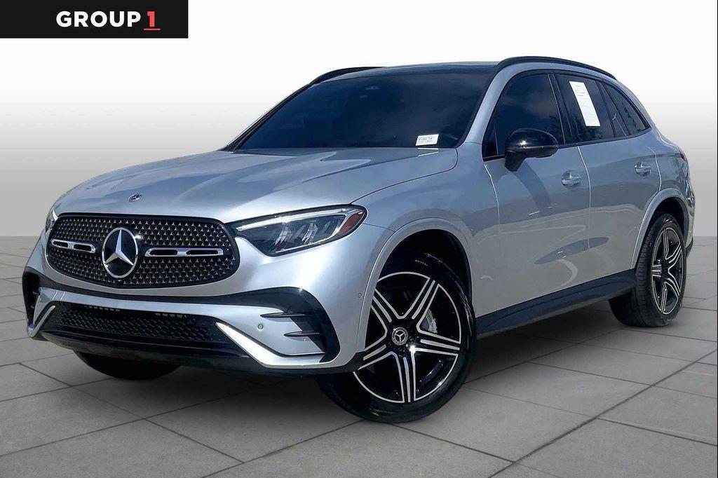 used 2025 Mercedes-Benz GLC 300 car, priced at $41,061