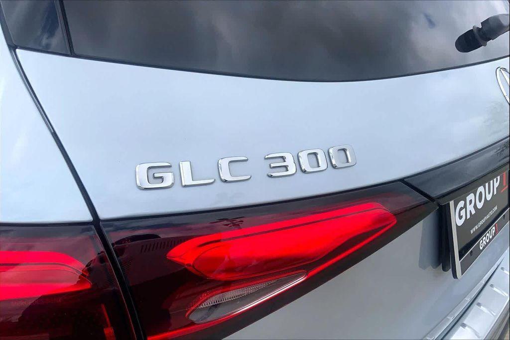 used 2025 Mercedes-Benz GLC 300 car, priced at $41,061