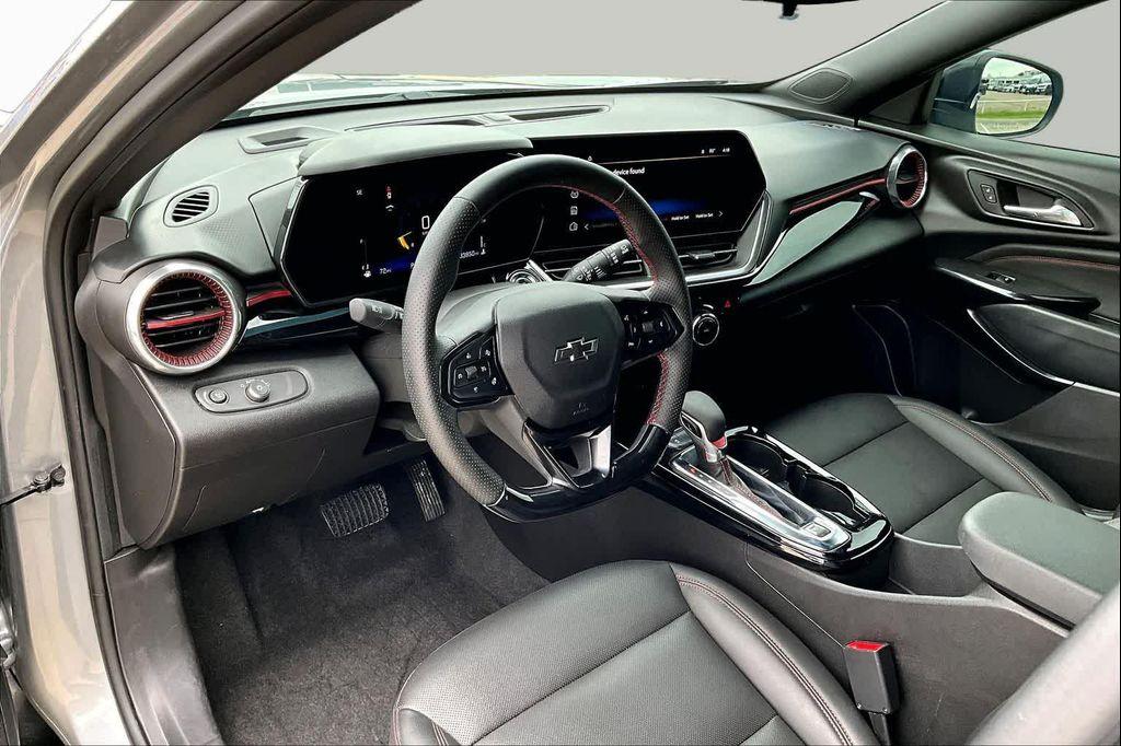 used 2025 Chevrolet Trax car, priced at $21,725