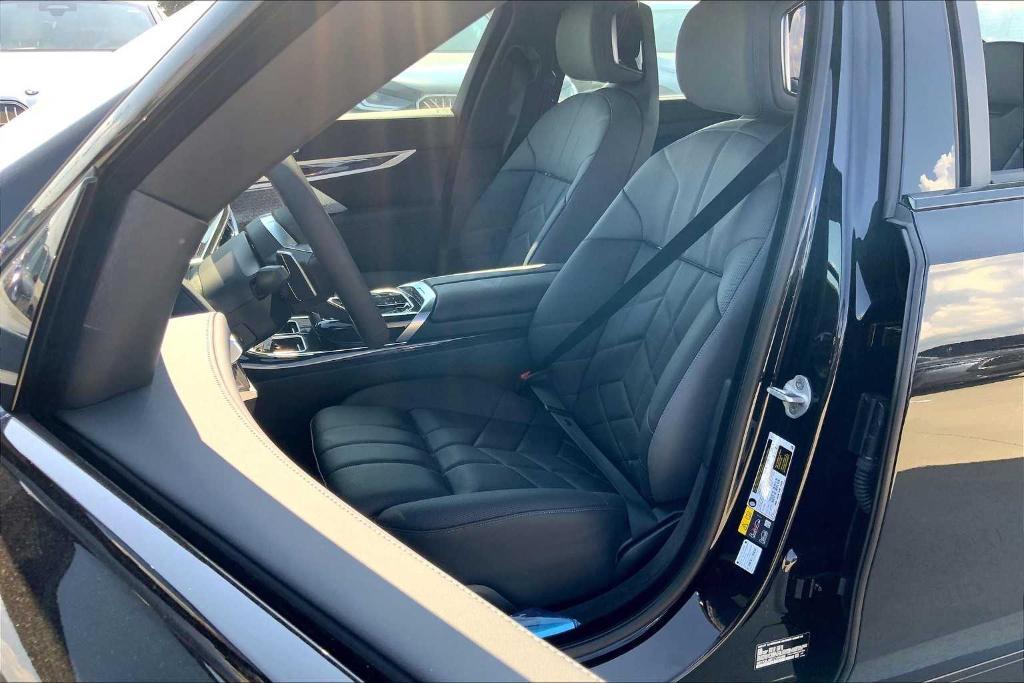 new 2026 BMW i7 car, priced at $114,888