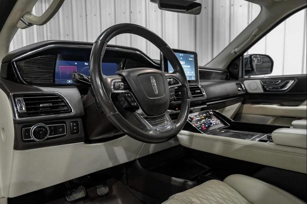 used 2021 Lincoln Navigator car, priced at $39,995