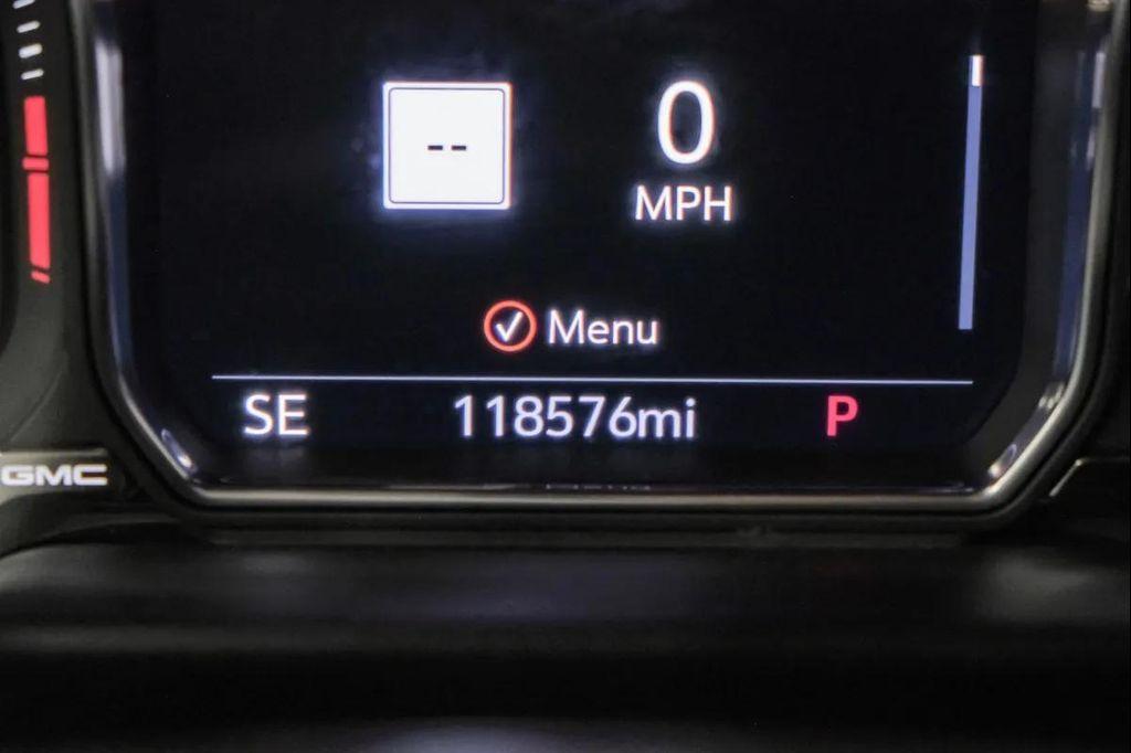 used 2021 GMC Yukon car, priced at $38,995
