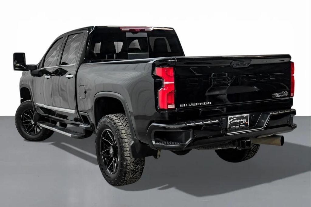 used 2024 Chevrolet Silverado 2500 car, priced at $59,995