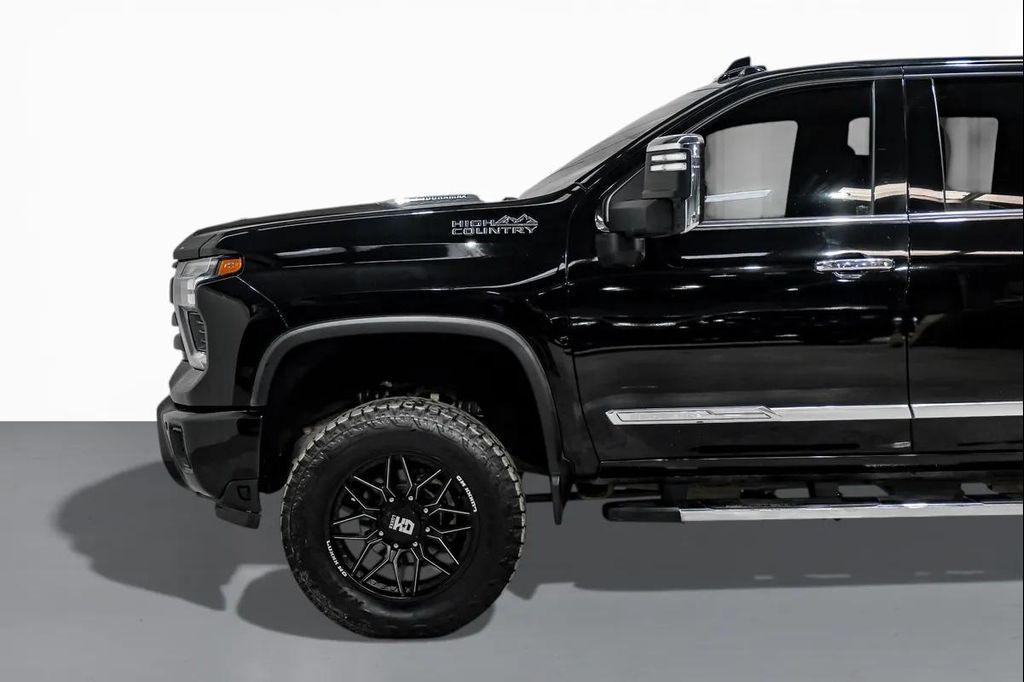 used 2024 Chevrolet Silverado 2500 car, priced at $59,995
