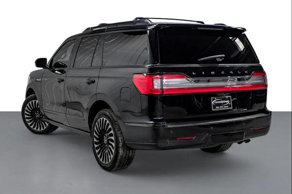 used 2020 Lincoln Navigator car, priced at $35,995
