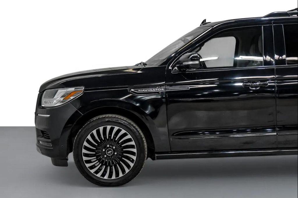 used 2020 Lincoln Navigator car, priced at $35,995