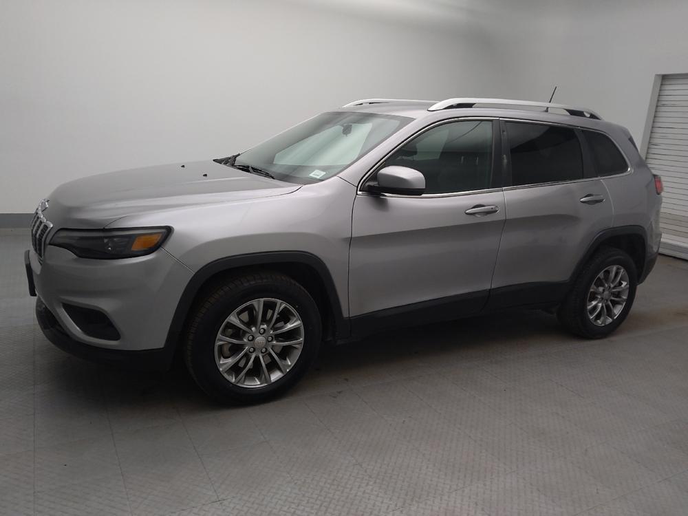 used 2019 Jeep Cherokee car, priced at $17,395