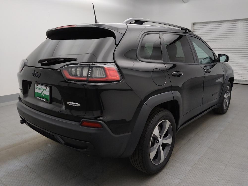 used 2020 Jeep Cherokee car, priced at $21,095