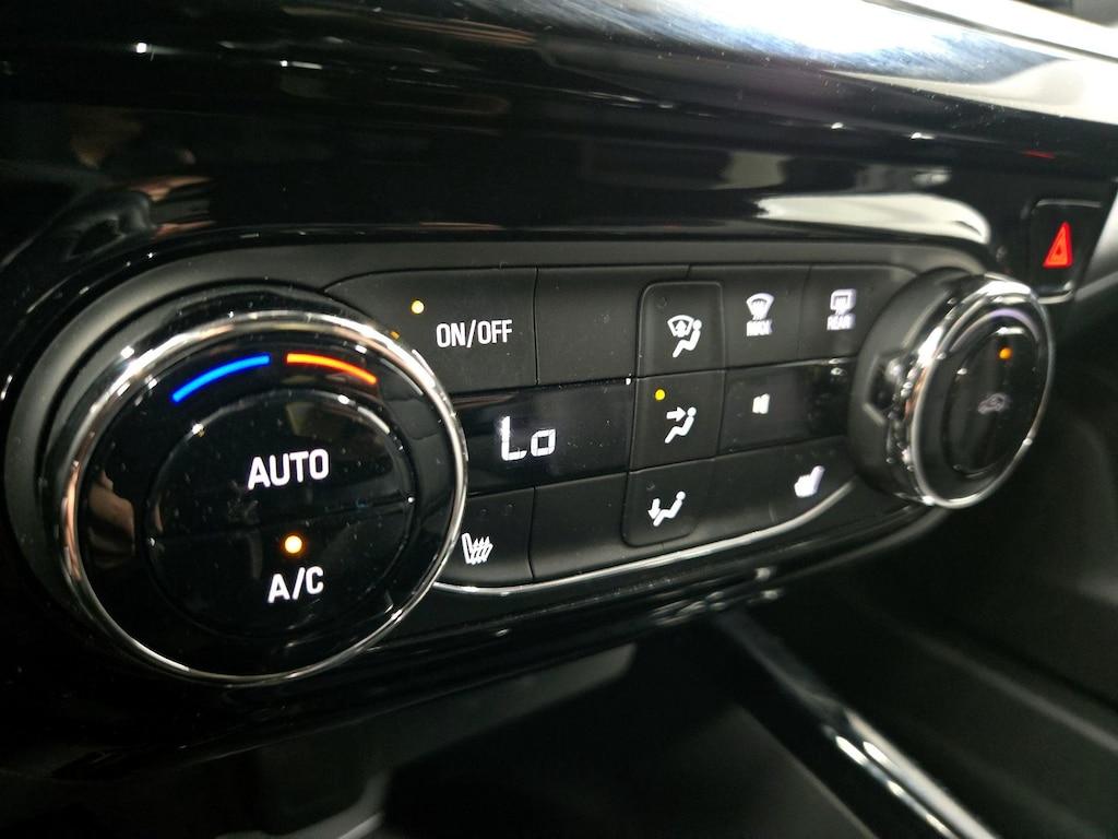 used 2025 Chevrolet Trax car, priced at $23,998