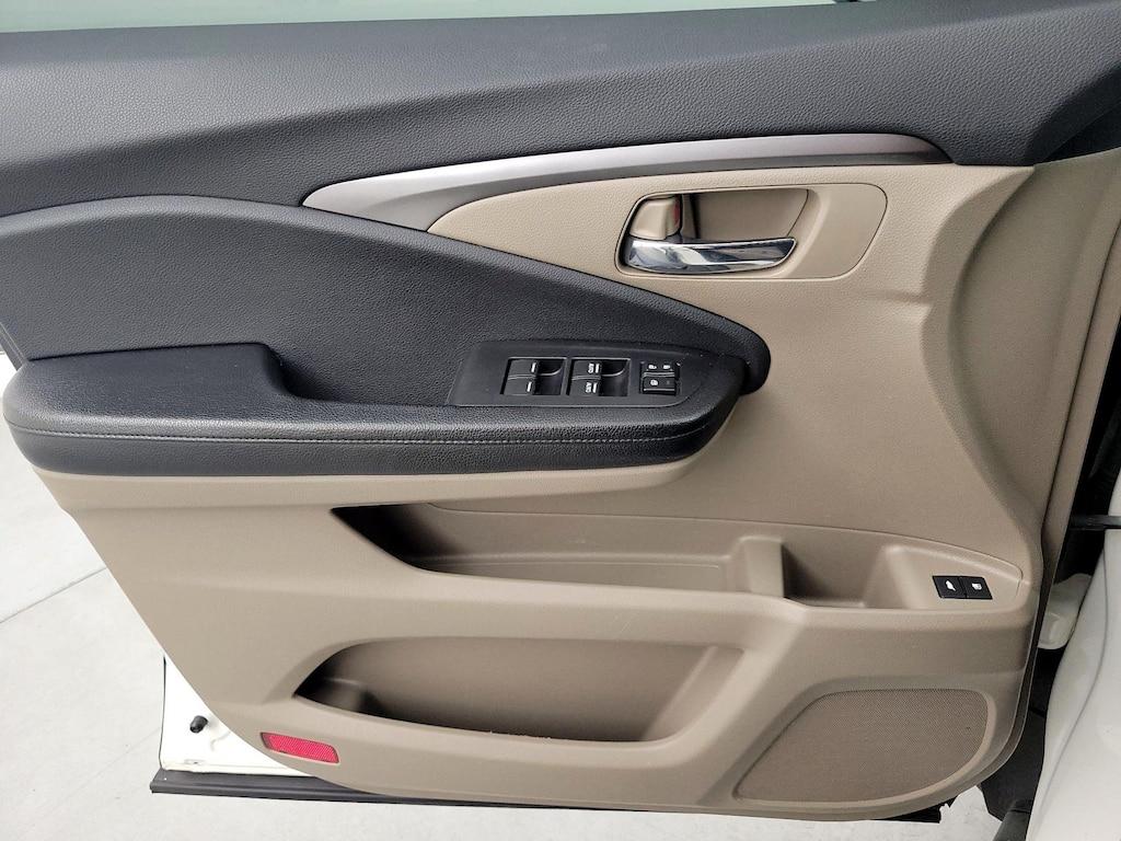 used 2017 Honda Pilot car, priced at $15,998