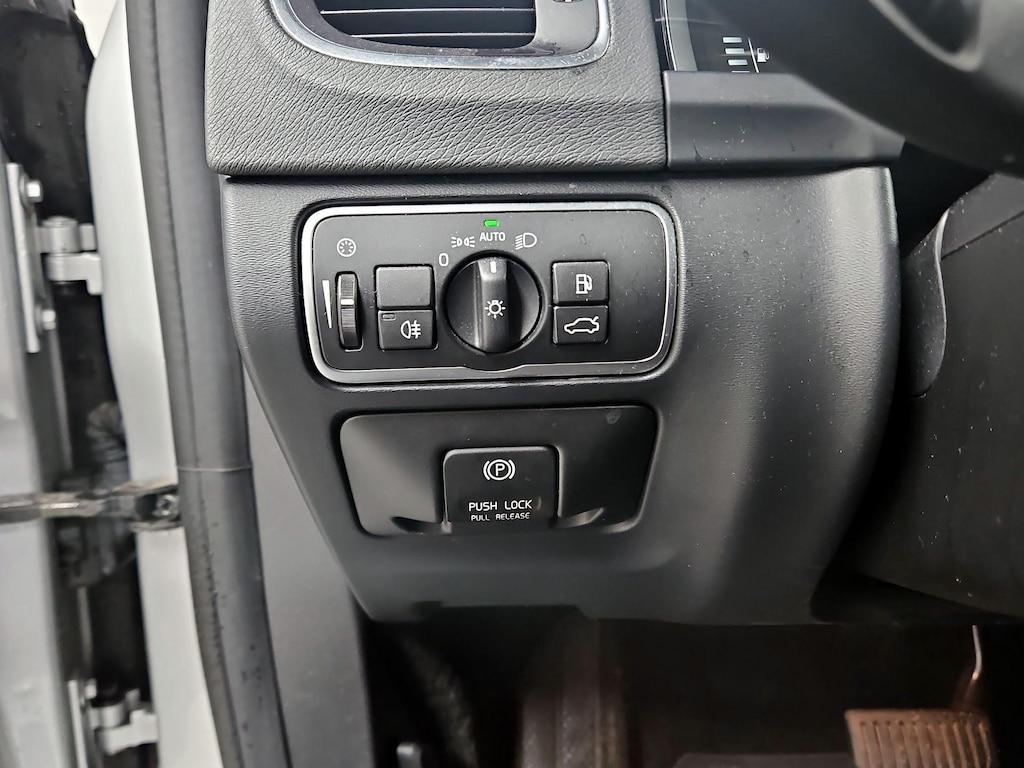 used 2015 Volvo V60 car, priced at $13,998