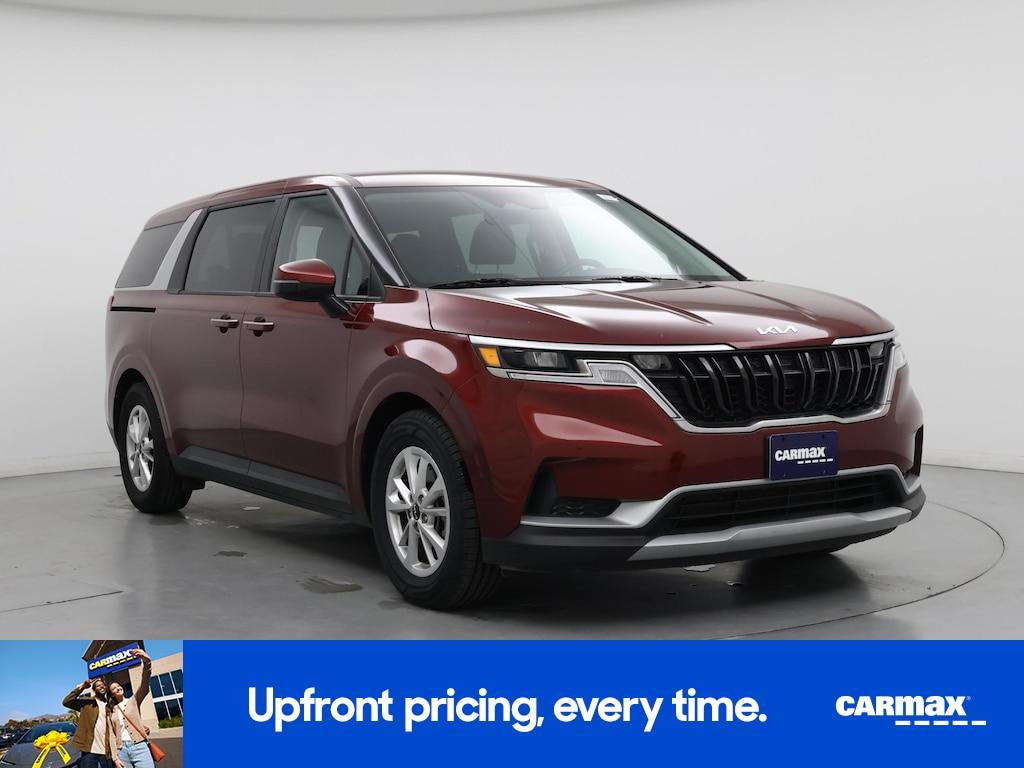 used 2024 Kia Carnival car, priced at $31,998