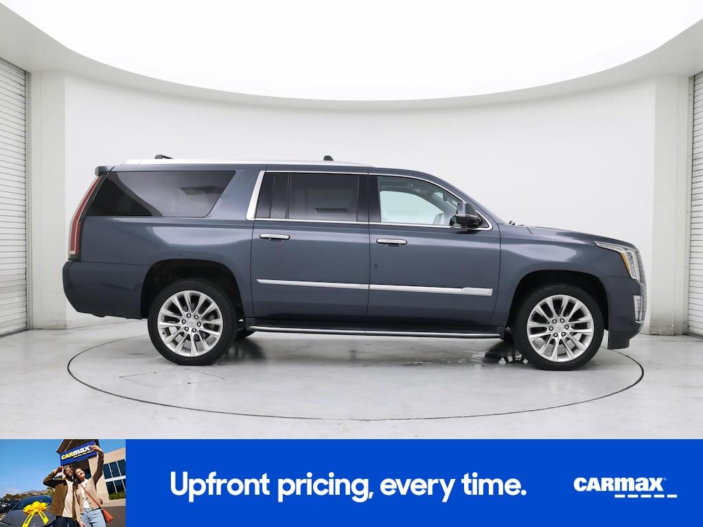 used 2020 Cadillac Escalade car, priced at $48,998