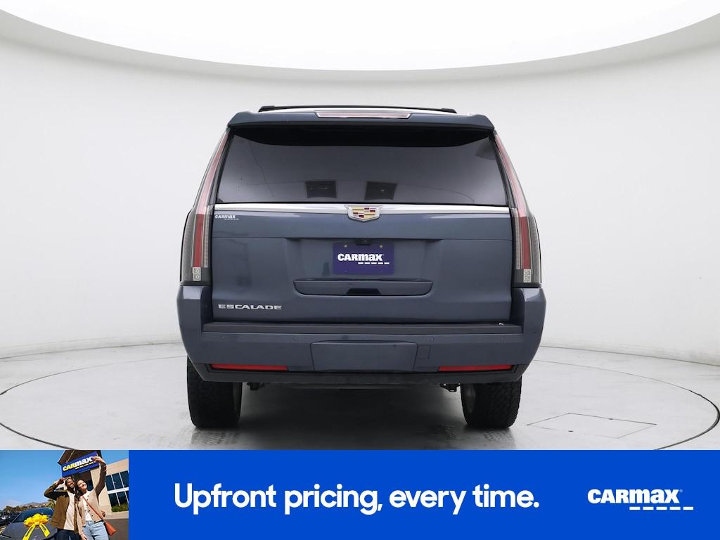 used 2020 Cadillac Escalade car, priced at $48,998