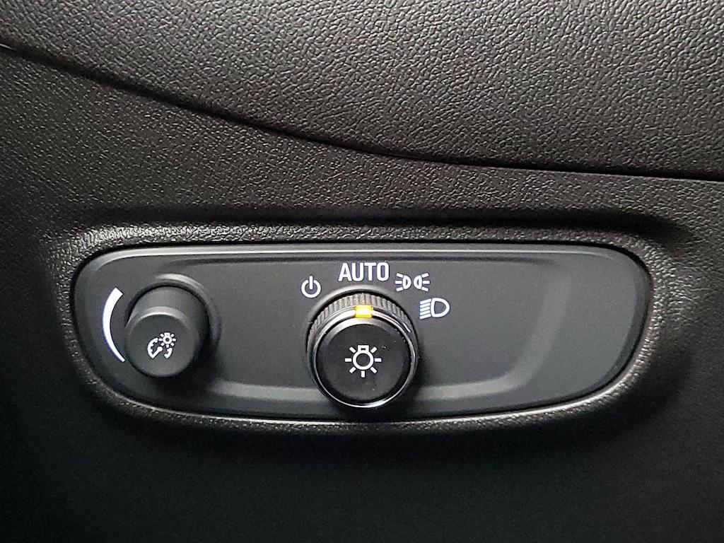 used 2023 Chevrolet Equinox car, priced at $19,998