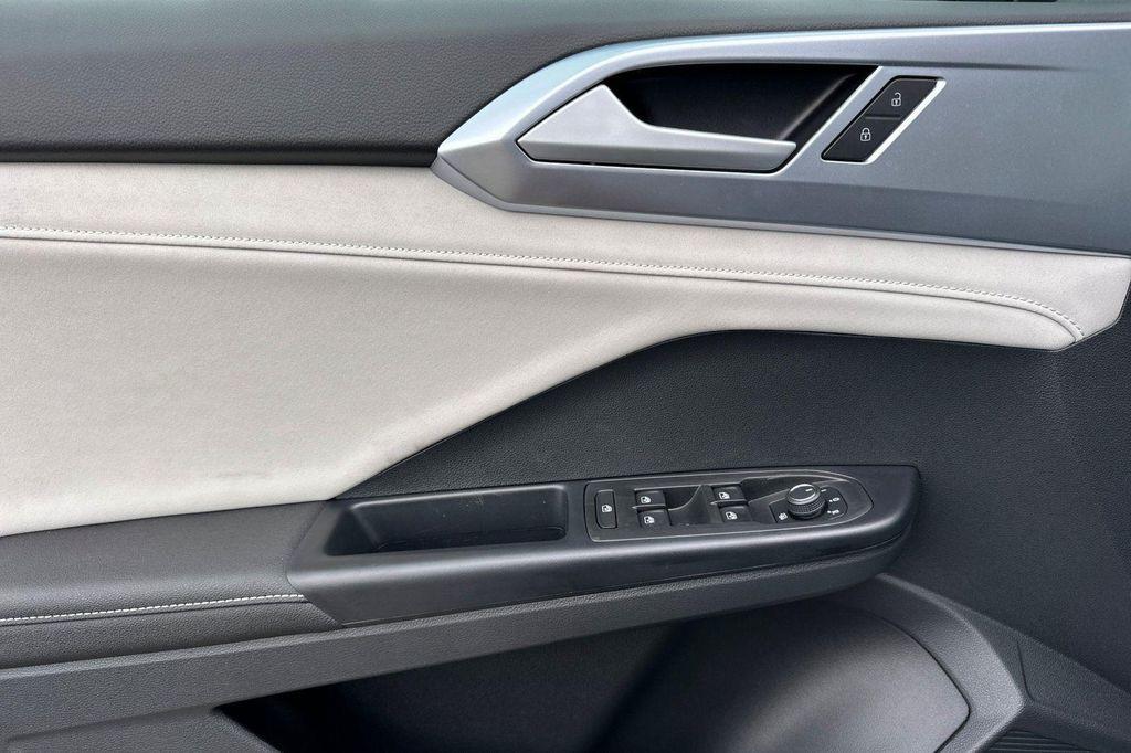 new 2026 Volkswagen Taos car, priced at $32,187